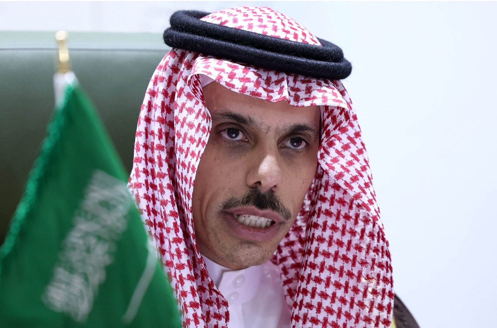 الأمير فيصل بن فرحان. (وكالات)