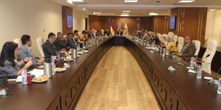 جبران يترأس اجتماع المجلس الأعلى للتشاور الاجتماعي لمناقشة القرارات التنفيذية لقانون العمل الجديد - مصدرنا الإخبارى