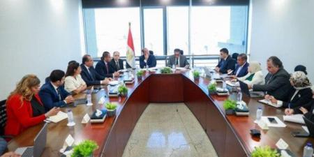 وزير المالية: «حريصون على تعزيز التواجد الخارجي للمنتجات الطبية المصرية» - مصدرنا الإخبارى