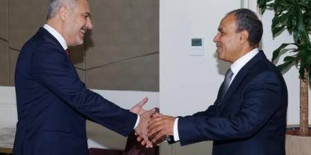 مشاورات مصرية - تركية في جدة لتعزيز العلاقات الثنائية - مصدرنا الإخبارى