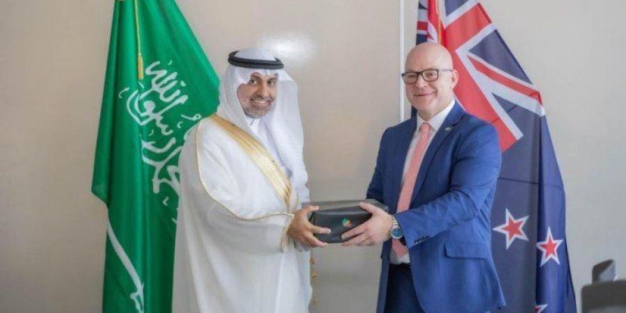 السعودية ونيوزيلندا تبحثان تعزيز التعاون الصحي والتقنيات الرقمية بين البلدين - مصدرنا الإخبارى