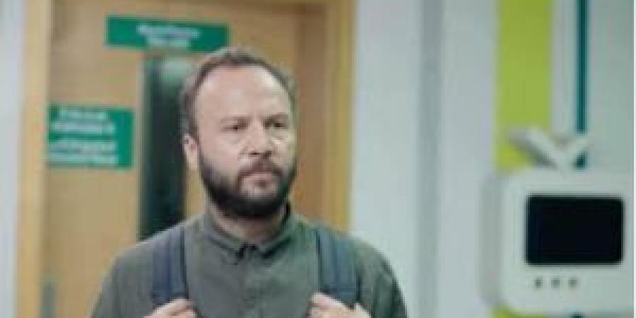في ظل المجاعة في غزة .. الفنان السوري مكسيم خليل يوجه نداء إنسانيا - مصدرنا الإخبارى