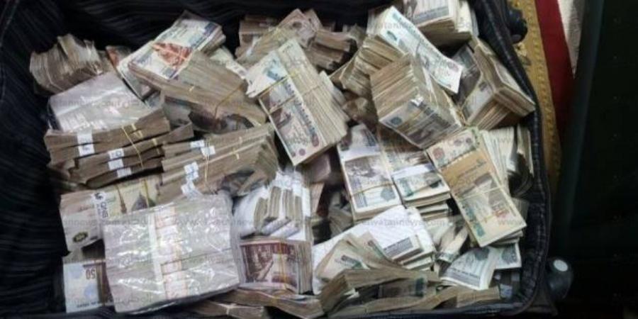 إجراء قانوني ضد متهم بغسـل 50 مليون جنيه - مصدرنا الإخبارى