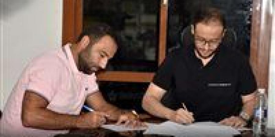 بعد الإستقالة الأولي بدوري المحترفين عبدالرؤوف مديرا فنيا لفريق بلدية المحلة - مصدرنا الإخبارى