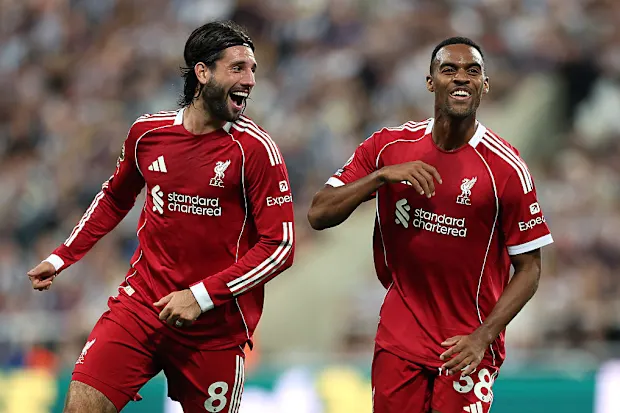 القناة الناقلة لمباراة ليفربول ضد آرسنال اليوم في الدوري الإنجليزي بمشاركة محمد صلاح