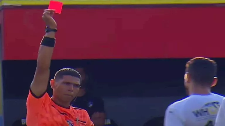 14 حالة إقالة في الدوري المصري بعد ثلاثة أسابيع.. اكتشف التفاصيل!