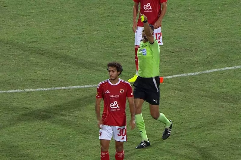 14 ضحية في شباك الفخ.. البطاقات الحمراء تثير اشتعال الدوري المصري مبكرًا