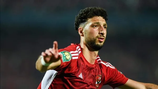 الأهلي زاد من قيمة وسام أبوعلي وجعله من أبرز النجوم.
