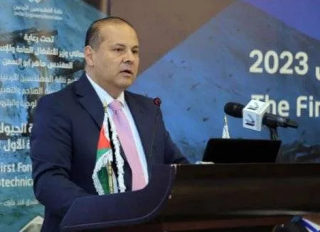أمين عام وزارة الأشغال يتولى منصباً جديداً