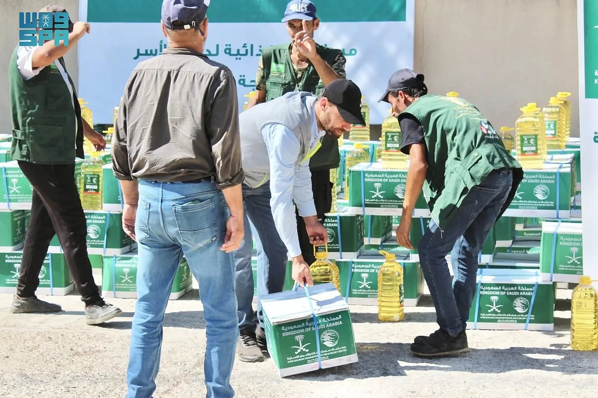 “إغاثي الملك سلمان” يوزع مساعدات غذائية في ريف دمشق والبقاع وحضرموت وباكستان