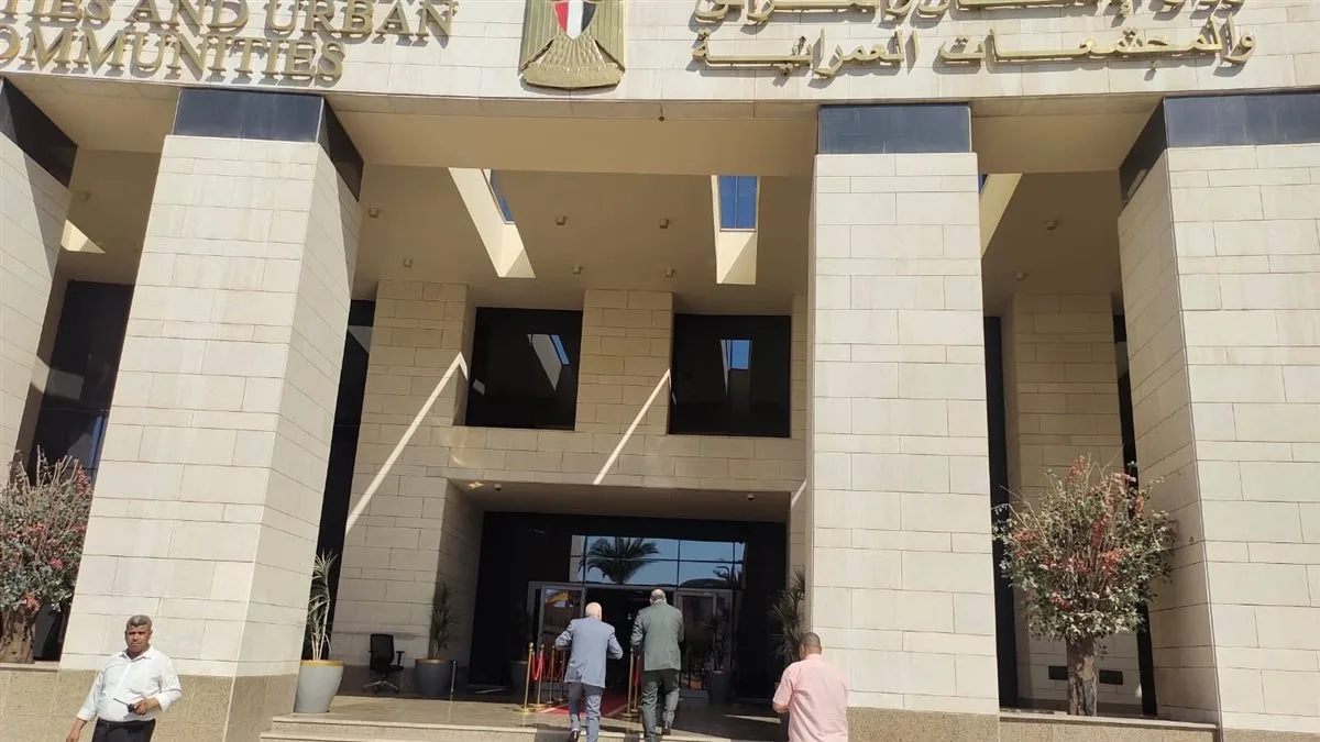 اجتماع وفد الزمالك مع وزير الإسكان بشأن مشكلة أرض النادي في أكتوبر: تفاصيل جديدة