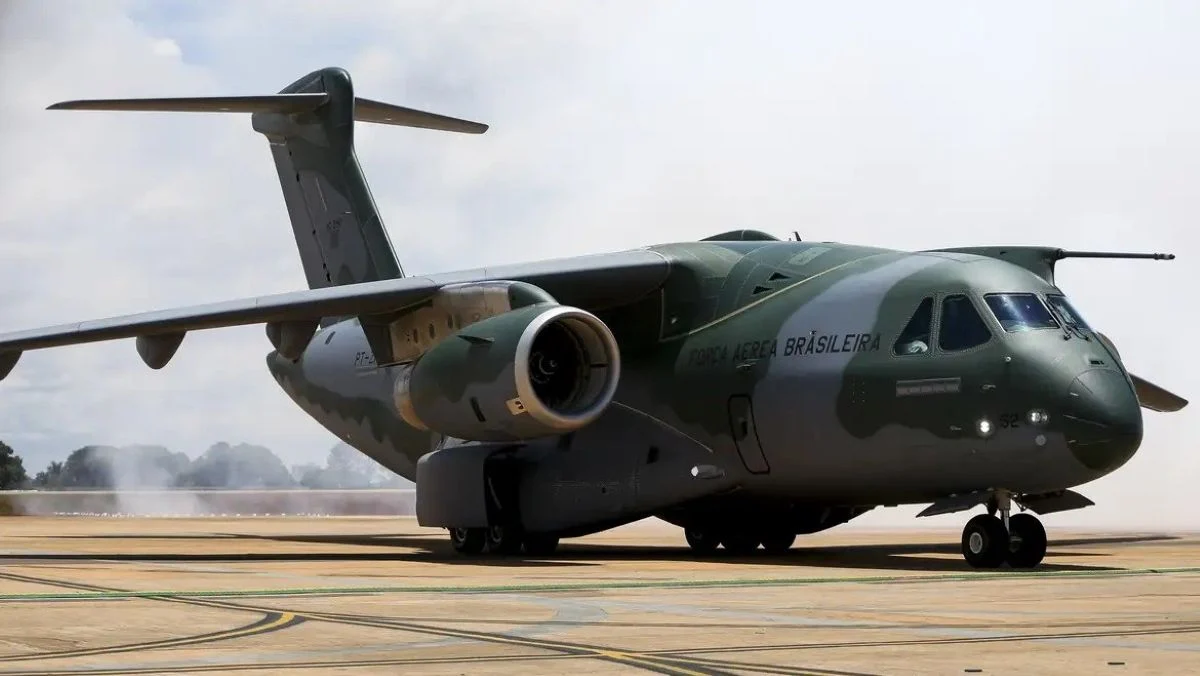 المغرب يخطط لتقوية سلاحه الجوي بشراء طائرات النقل العسكري KC-390 بتكلفة 600 مليون دولار