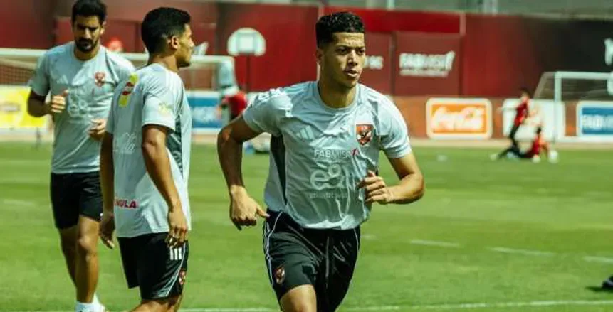 خبر جديد حول موقف إمام عاشور من لعب مباراة الأهلي وبيراميدز