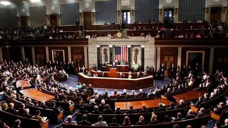 ديمقراطيون تكساس يستعيدون مقاعدهم في البرلمان.. وكاليفورنيا تعمل على إعادة تقسيم الدوائر الانتخابية.