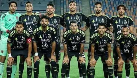 ريبيرو يناقش مع مساعديه استراتيجية الحفاظ على نظافة شباك الأهلي في الدوري