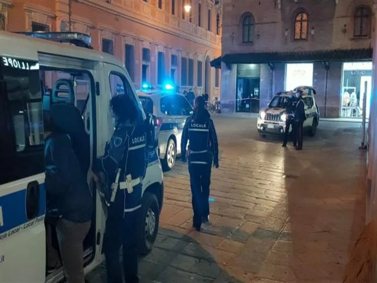 نشوب حريق في مطار مالبينسا بمدينة ميلانو الإيطالية