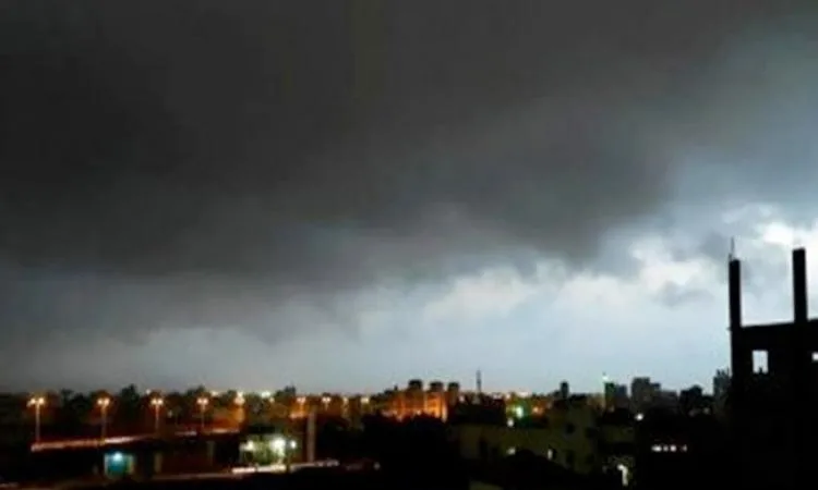 وزير البيئة بالإنابة يأمر بزيادة الجاهزية لمواجهة السحابة السوداء