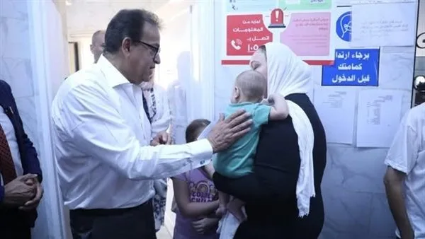 وزير الصحة يزور مركز صحة أسرة “الريحان” في الشروق ويستجيب لشكاوى المواطنين بزيارة مركز طبي “70”